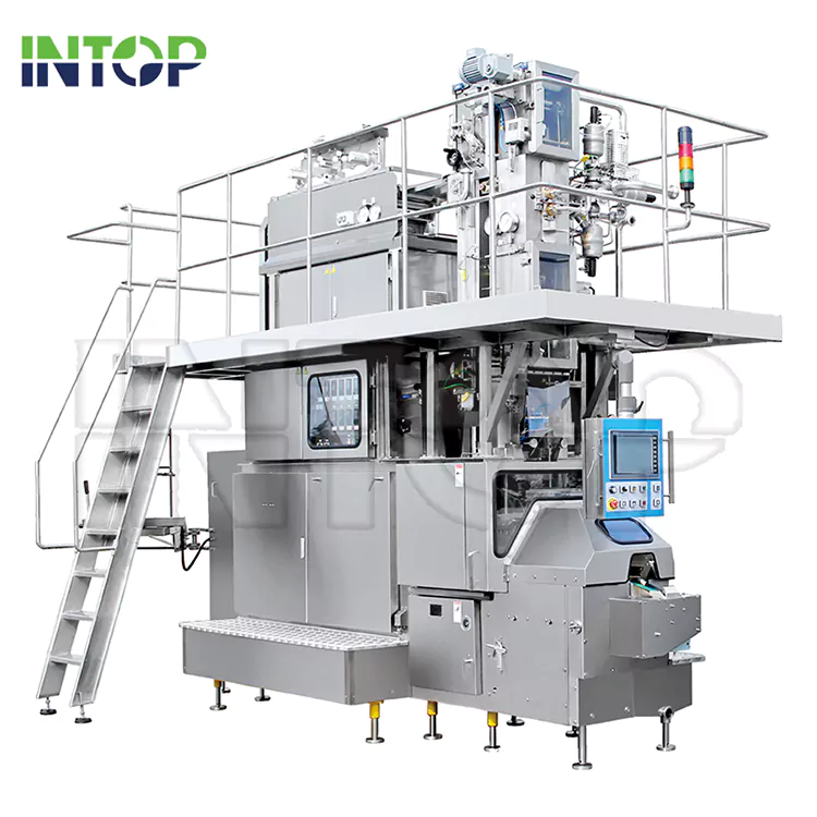 Machine de conditionnement aseptique de briques
